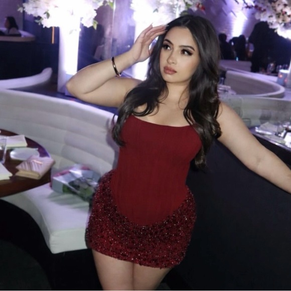 Babyboo Yeona burgundy mini dress - Picture 6 of 6